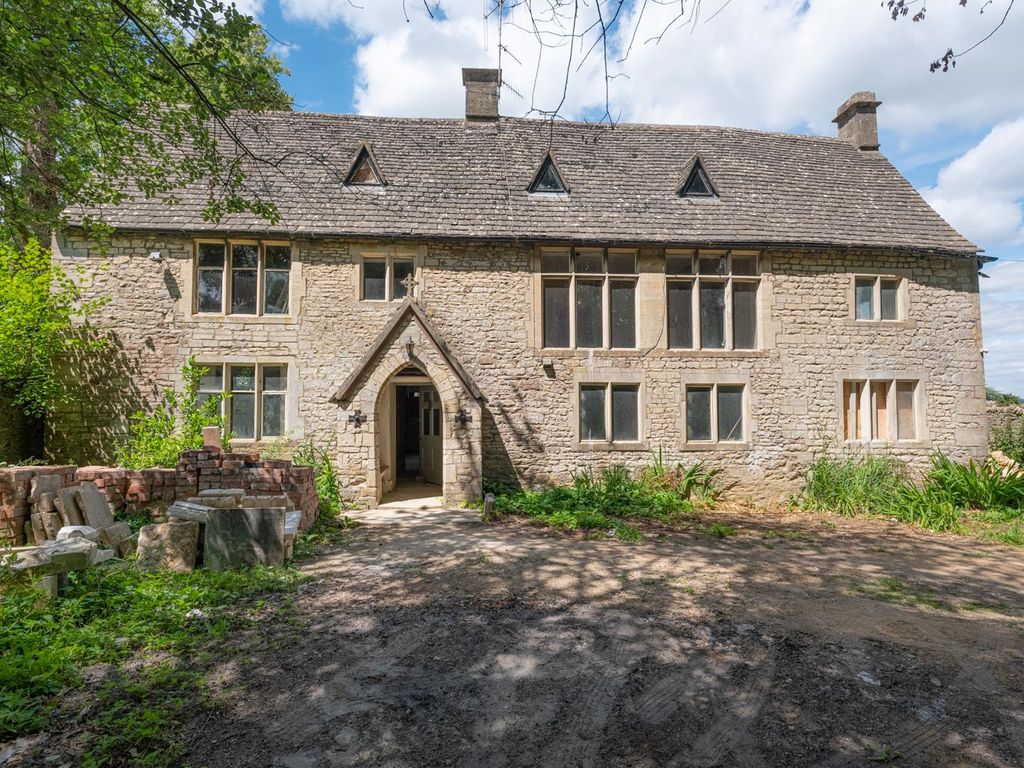 4 bed detached house for sale in Inchbrook, Stroud, Gloucestershire GL5