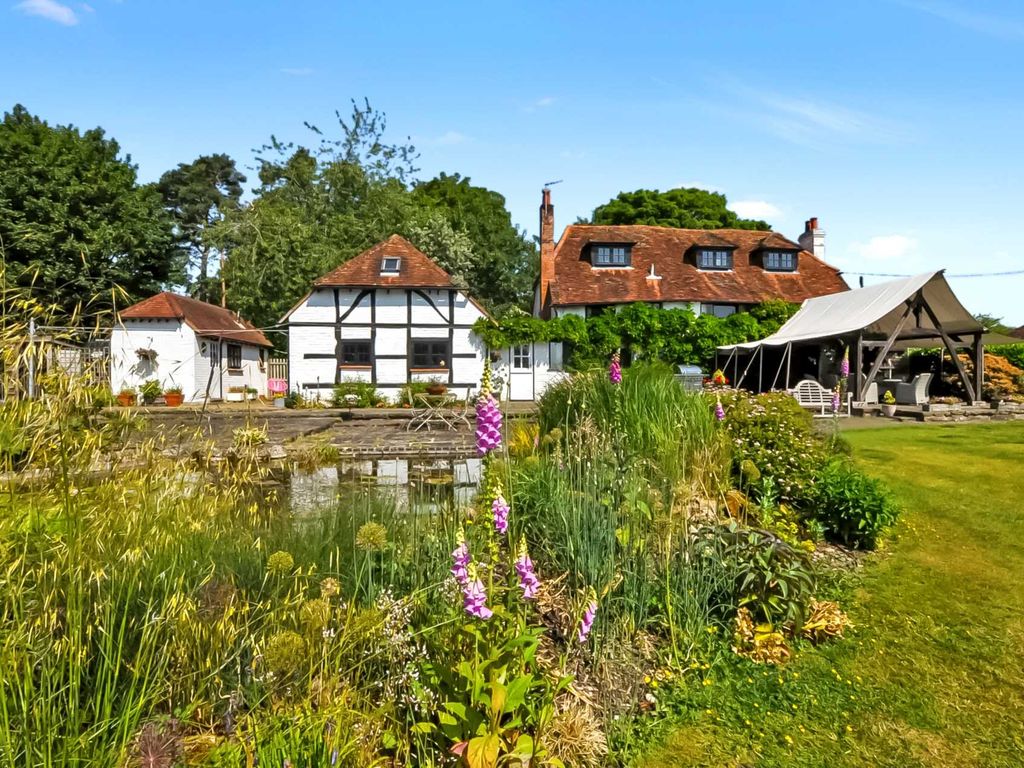 5 bed country house for sale in City Road, Radnage HP14, £1,895,000