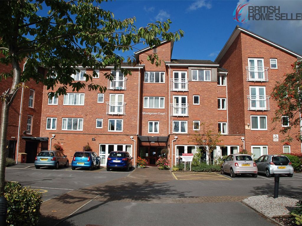 2 bed flat for sale in Peter Street, Hazel Grove, Stockport, Greater