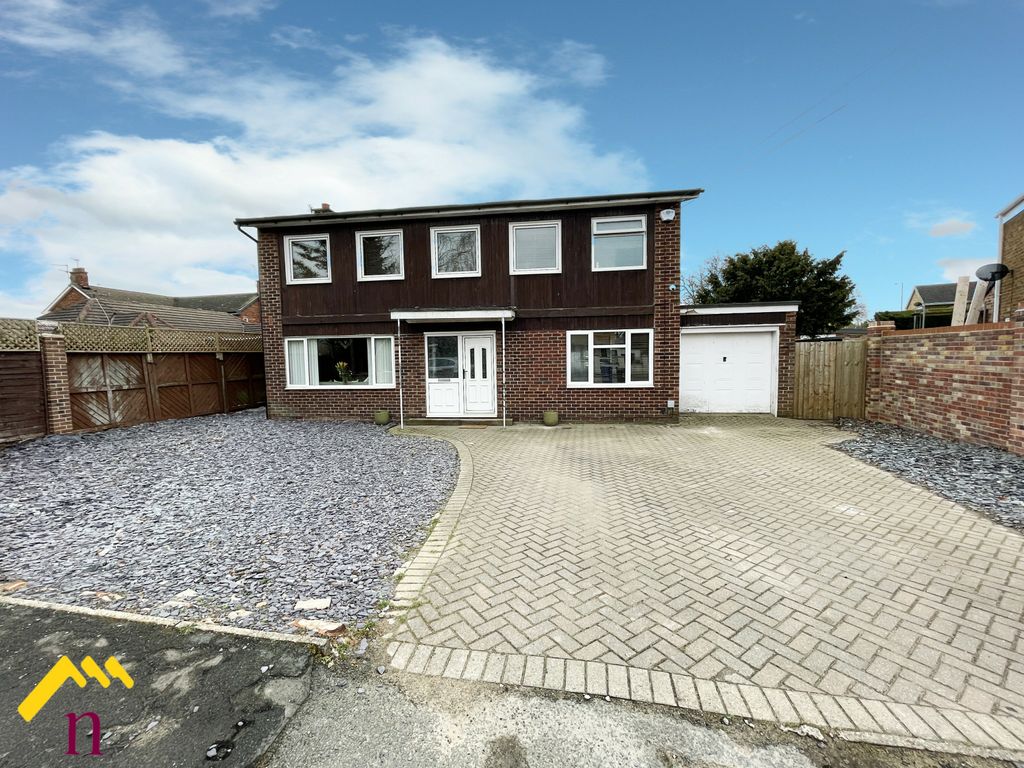 4 bed detached house for sale in Norman Road, Hatfield, Doncaster DN7