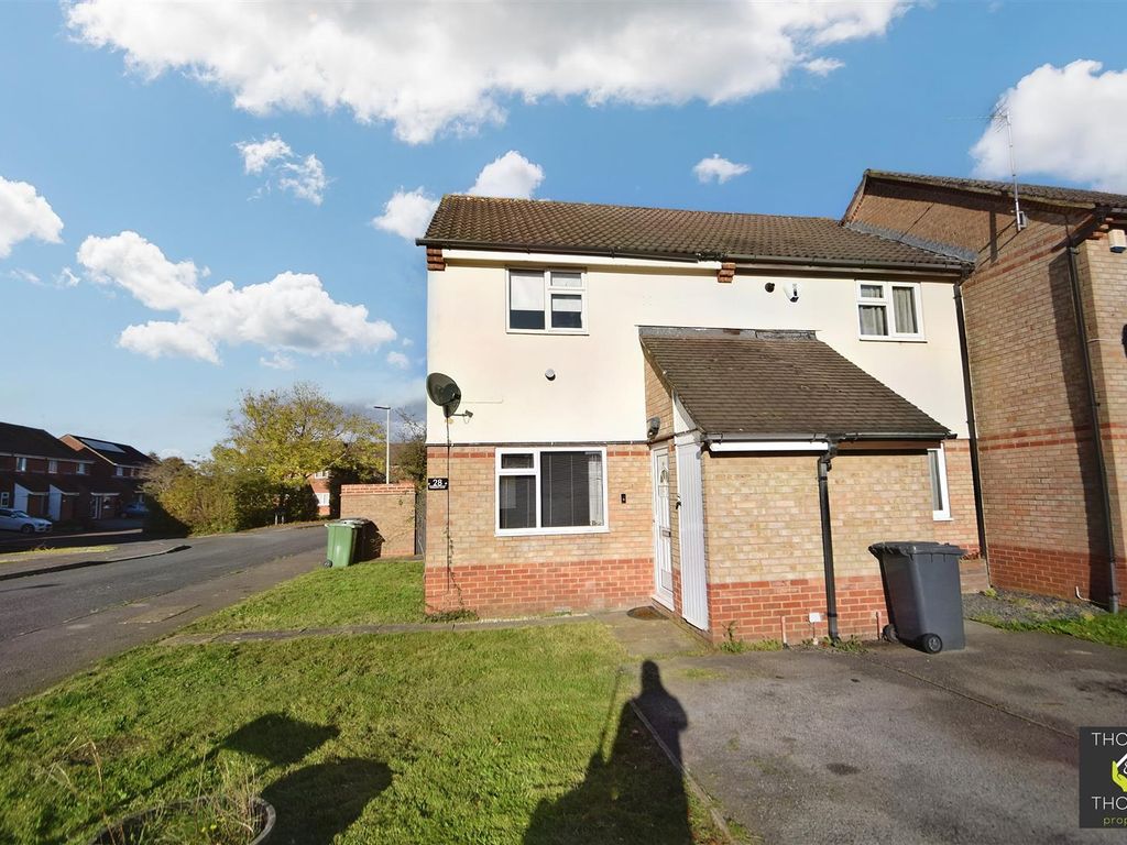 2 bed end terrace house for sale in Foxglove Close, Abbeymead