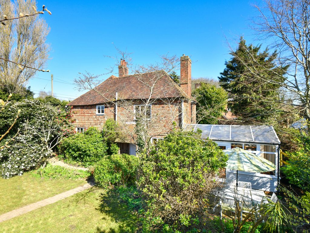 4 bed cottage for sale in Lenham Heath Road, Maidstone ME17 Zoopla