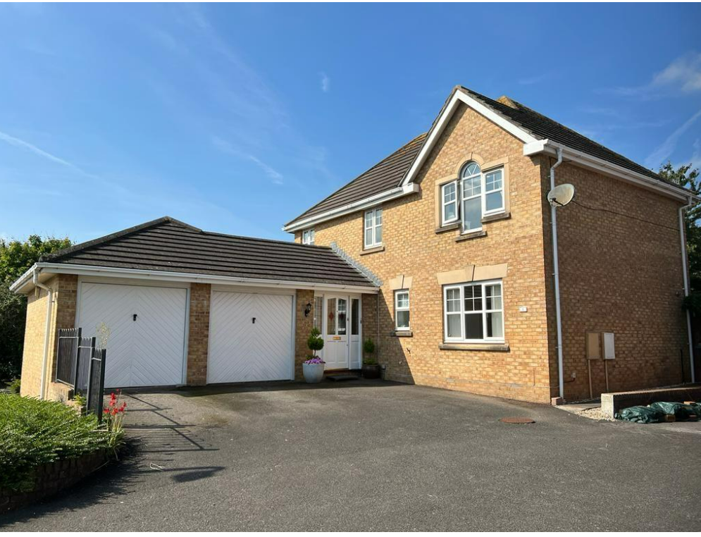 4 bed detached house for sale in Heol Towy, Caldicot NP26 Zoopla