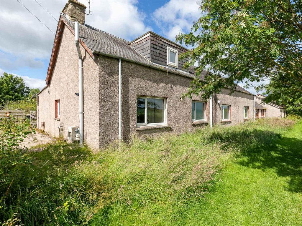 3 bed property for sale in Armadale Gardens, Abernyte Road, Balbeggie