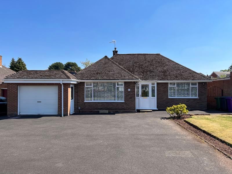 2 bed bungalow for sale in Tyninghame Avenue, Tettenhall, Wolverhampton WV6 Zoopla