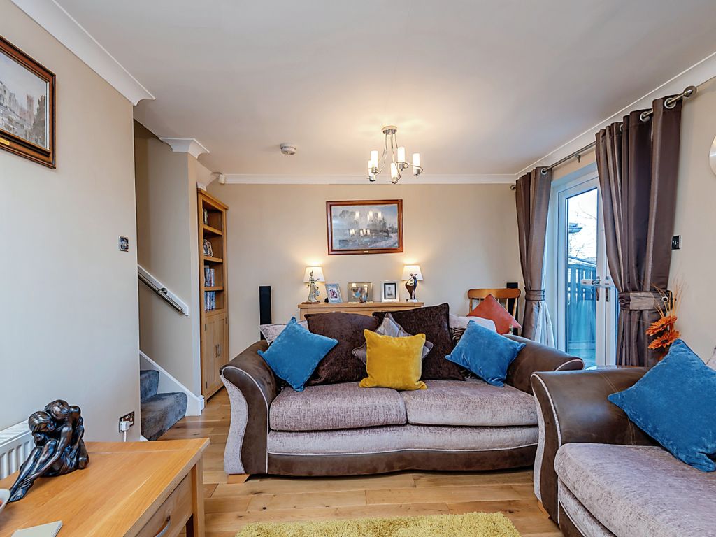 4 bed linkdetached house for sale in Millstone Rise, Liversedge WF15