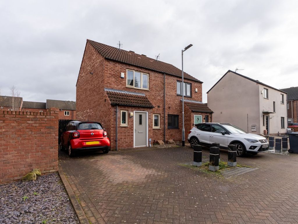2 bed semidetached house for sale in Sirocco Avenue, Allerton Bywater WF10, £84,800 Zoopla