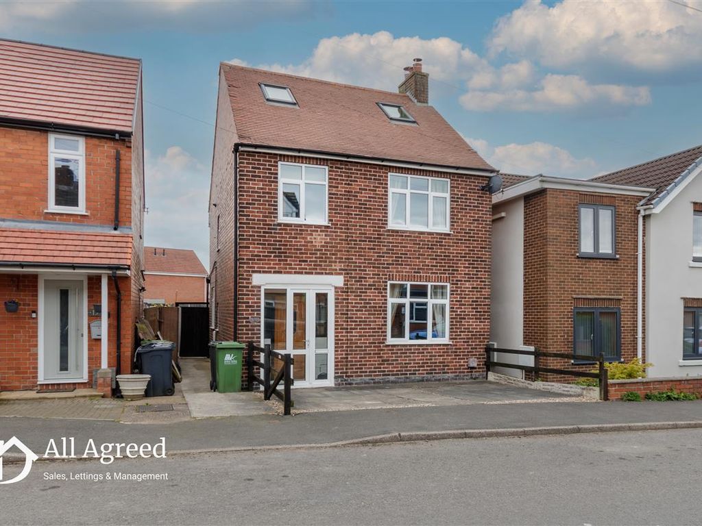 3 bed detached house for sale in Waingroves Road, Waingroves, Ripley