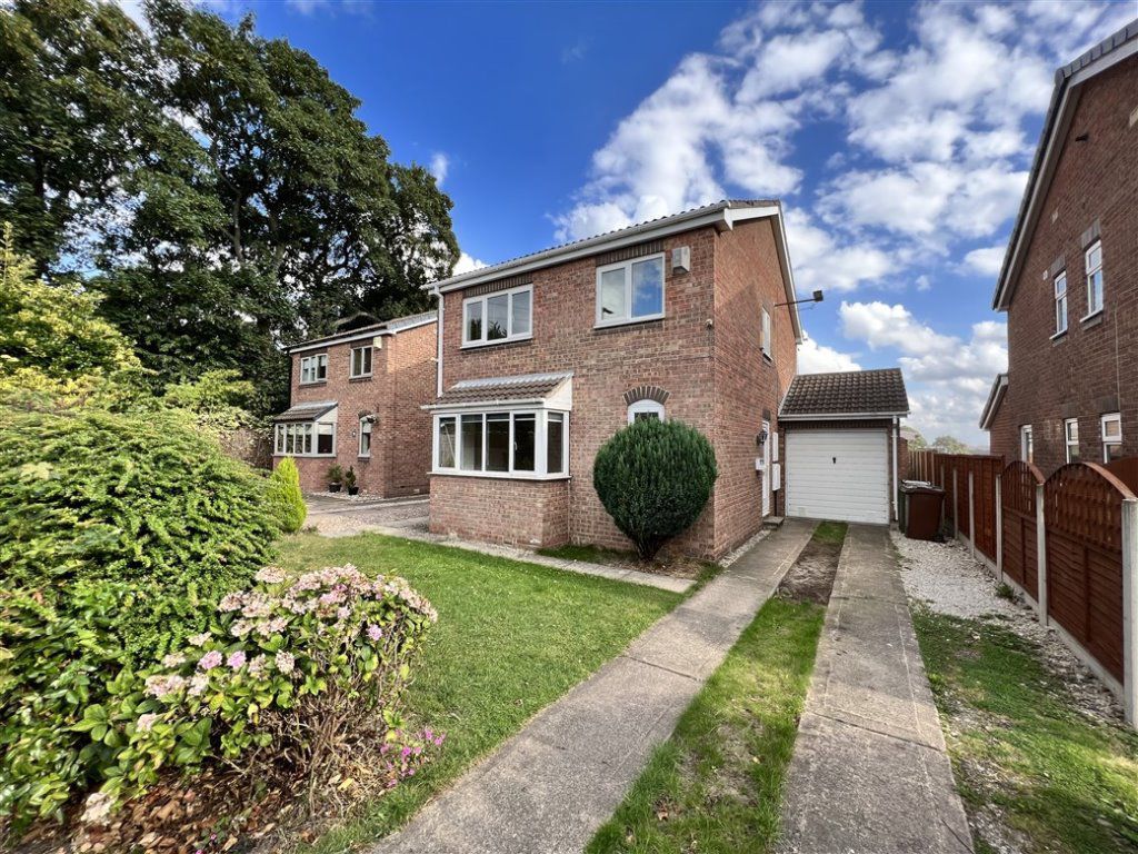 4 bed detached house to rent in Wenthill Close, Ackworth WF7, £1,100