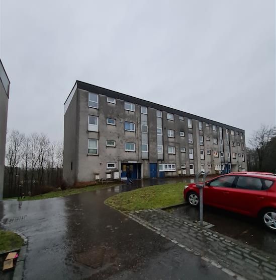 2 bed flat for sale in Sandyknowes Road, Cumbernauld, Glasgow G67, £