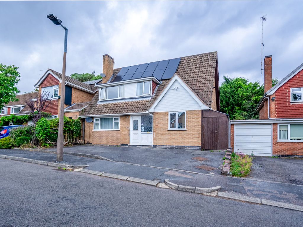 Carisbrooke Avenue, Leicester LE2  