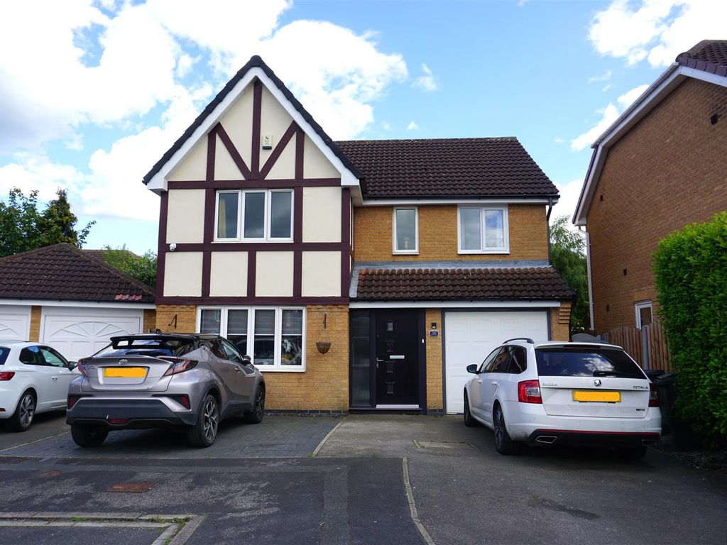 4 bed detached house for sale in Kestrel Drive, AdwickLeStreet