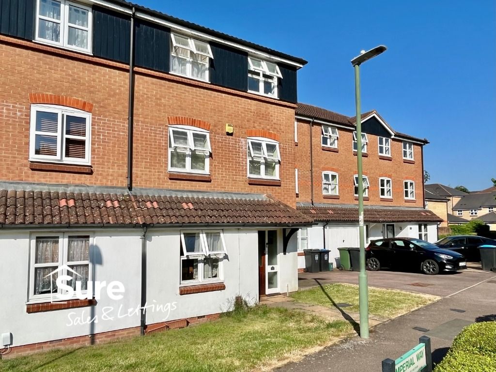 4 bed town house for sale in Imperial Way, Hemel Hempstead