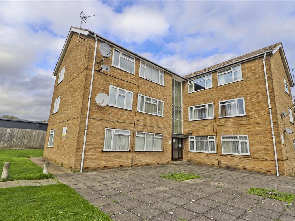 1 bed flat for sale in Victoria Road, Ruislip HA4 Zoopla