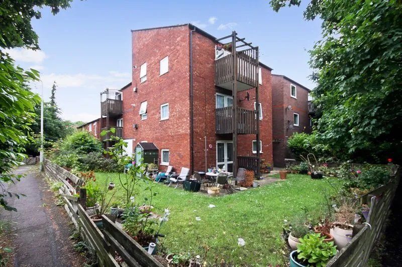 1 bed flat for sale in Maple Road, Yeading, Hayes UB4 Zoopla