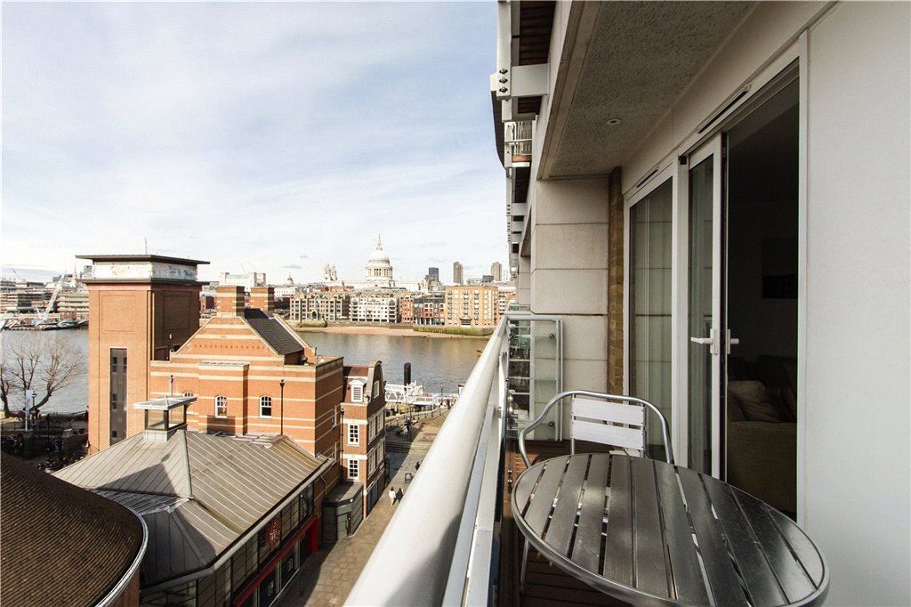 2 bed flat for sale in New Globe Walk, London SE1 Zoopla