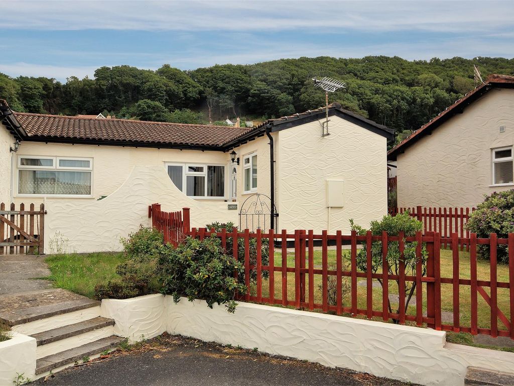 2 bed semidetached bungalow for sale in Kingsley Park, Westward Ho