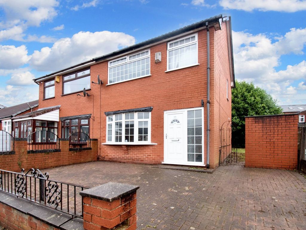 3 bed semidetached house for sale in South Street, Thatto Heath WA9, £