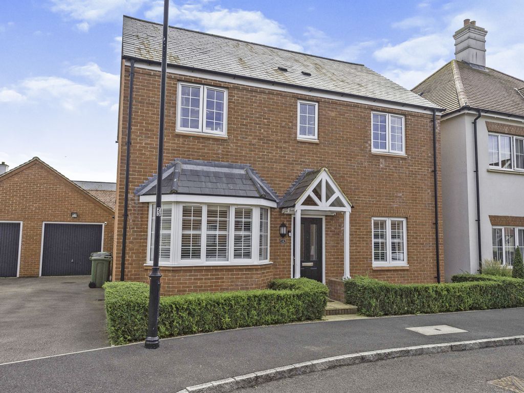 4 bed detached house for sale in Alder Wynd, Silsoe, Bedford MK45 Zoopla