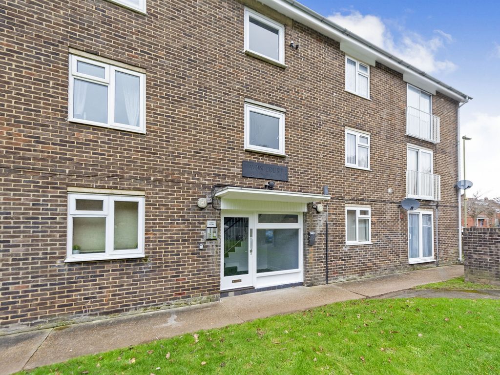 1 bed flat for sale in Crombie Close, Cowplain, Waterlooville PO8 Zoopla