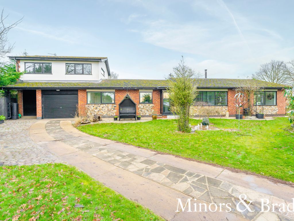 4 bed detached house for sale in Beccles Road, Belton, Great Yarmouth NR31 Zoopla