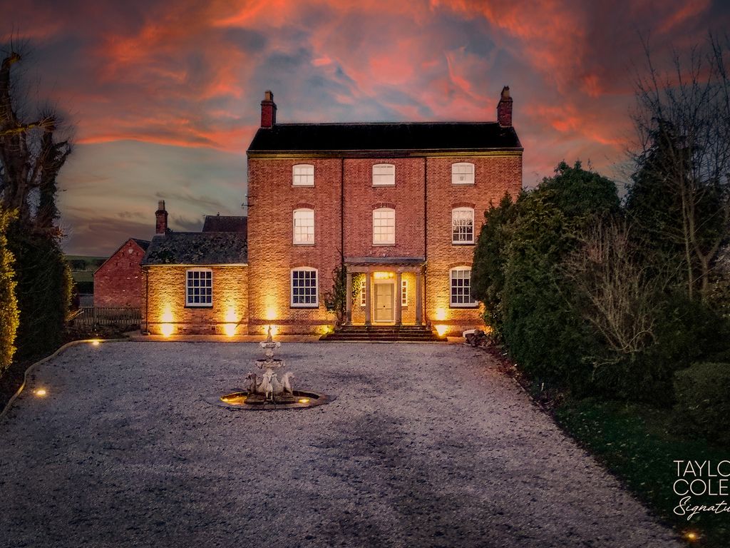 7 bed farmhouse for sale in Elford Road, Tamworth B79 Zoopla