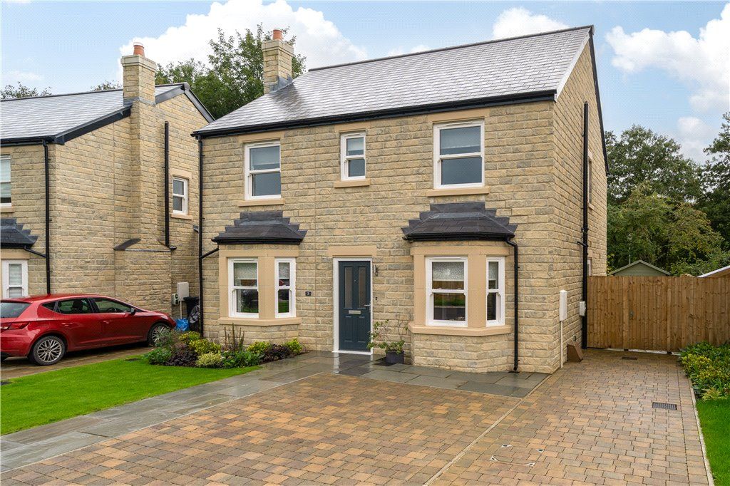 4 bed detached house for sale in Millfield End, Pateley Bridge