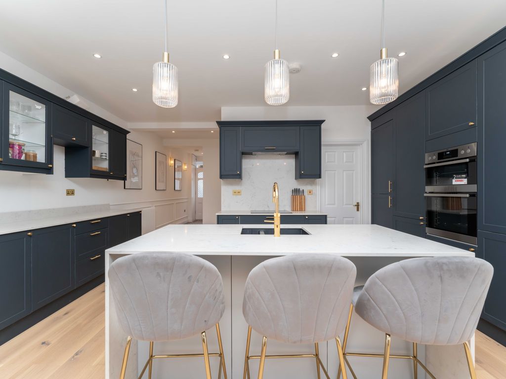 5 bed terraced house for sale in Drayton Gardens W13 Zoopla