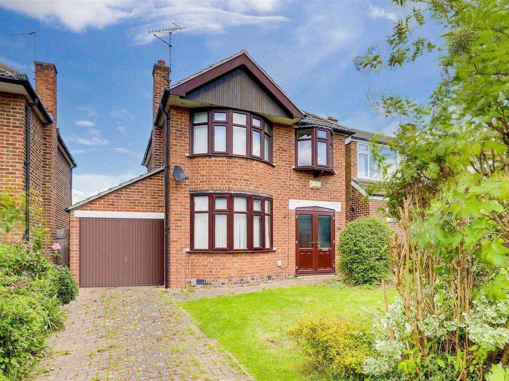 3 bed detached house for sale in Waddington Drive, West Bridgford, Nottingham NG2, £325,000 Zoopla