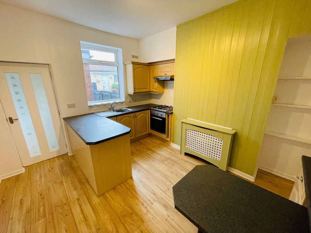 2 bed terraced house to rent in Peashill Street, Rawmarsh S62, £635 pcm