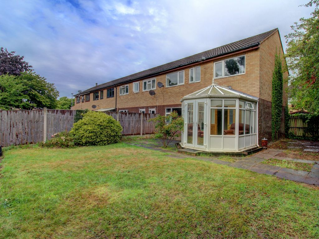 3 bed end terrace house for sale in Eringden, Wilnecote, Tamworth B77