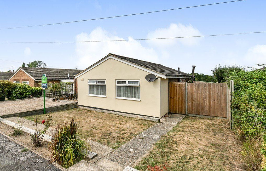 3 bed bungalow for sale in Brede Valley View, Icklesham, Winchelsea