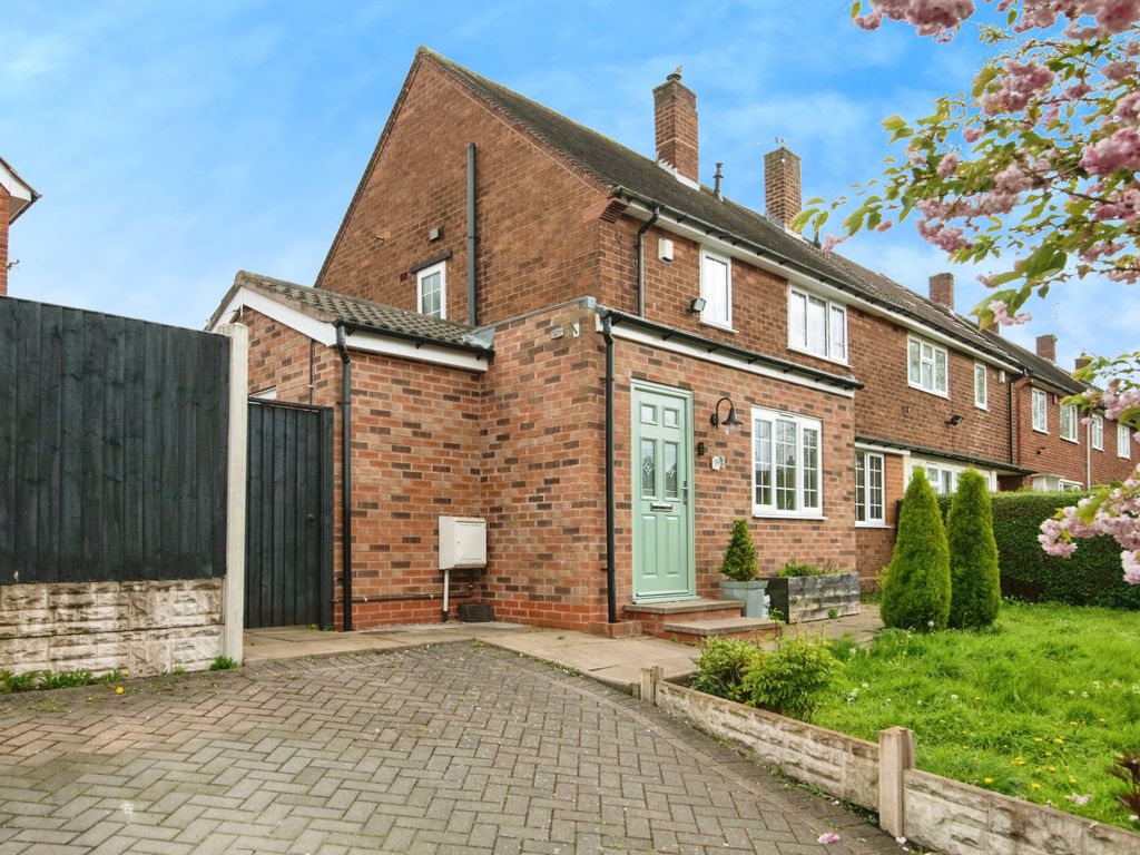 4 bed semidetached house for sale in Rutland Road, West Bromwich, West