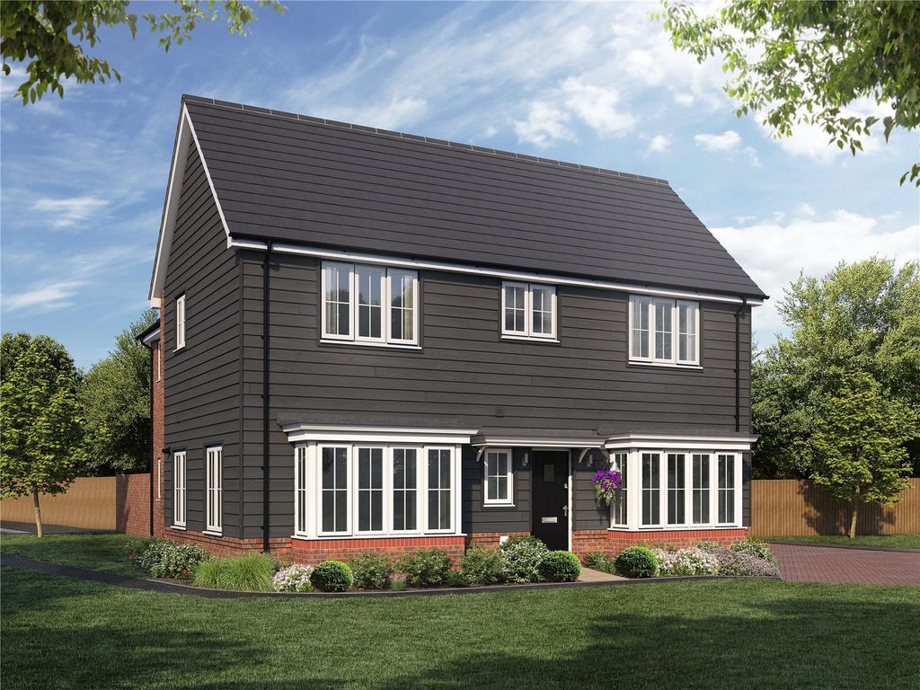 4 bed detached house for sale in Park Lane, Finchampstead, Wokingham