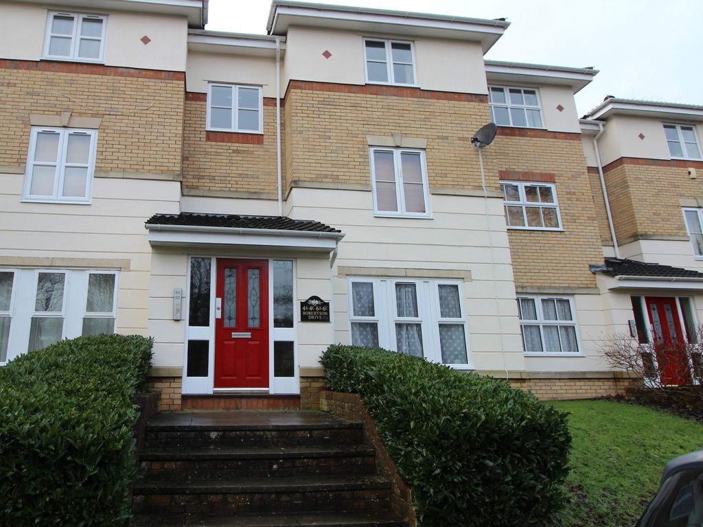 2 bed flat to rent in Robertson Drive, St. Annes Park, Bristol BS4 Zoopla