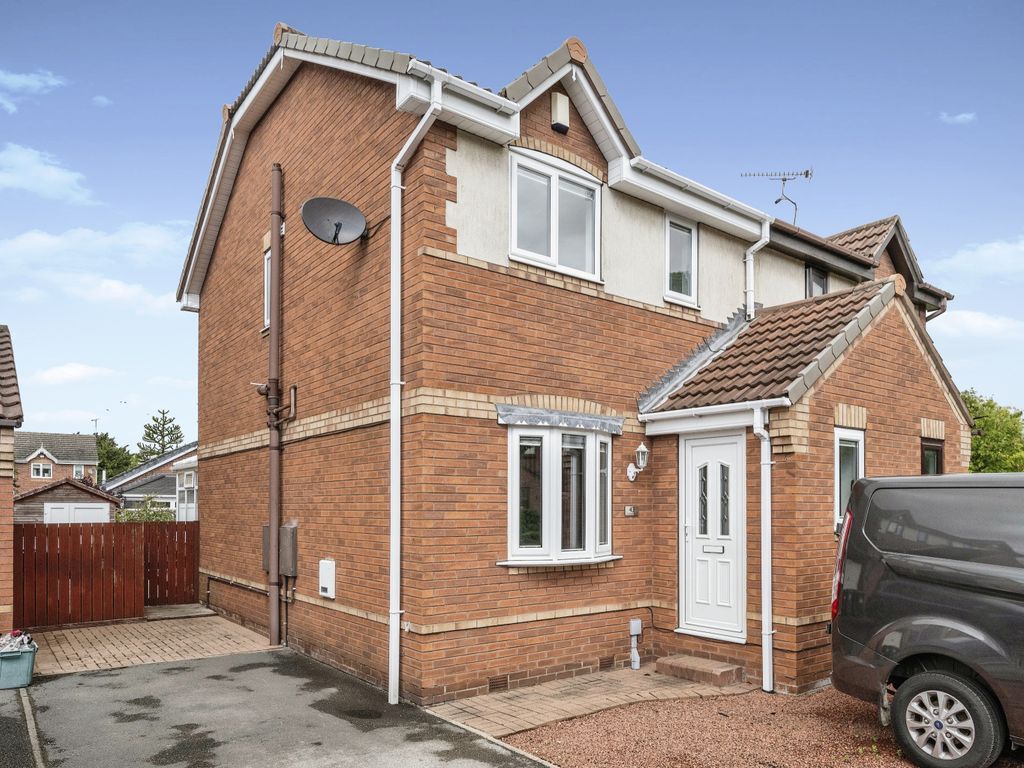 3 bed semidetached house for sale in Clearwell Croft, Cusworth