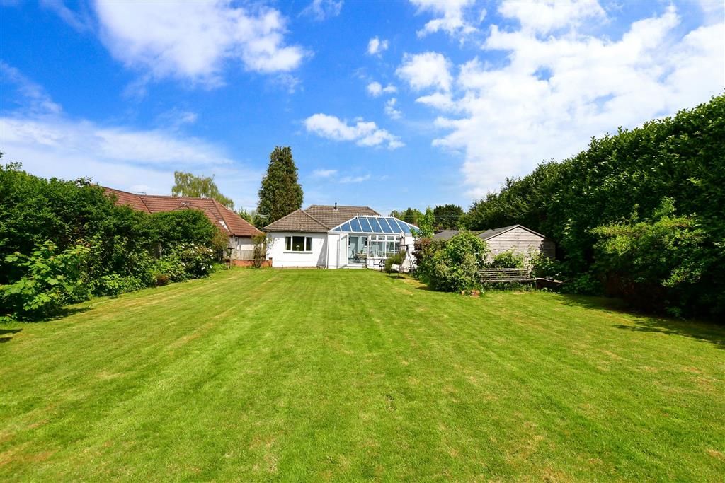 4 bed detached bungalow for sale in Hollywood Lane, West Kingsdown