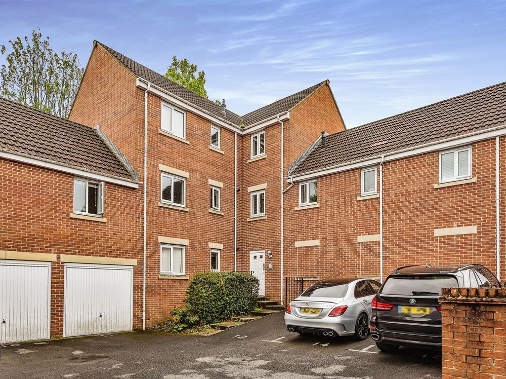 2 bed flat for sale in Rudman Park, Chippenham SN15 Zoopla