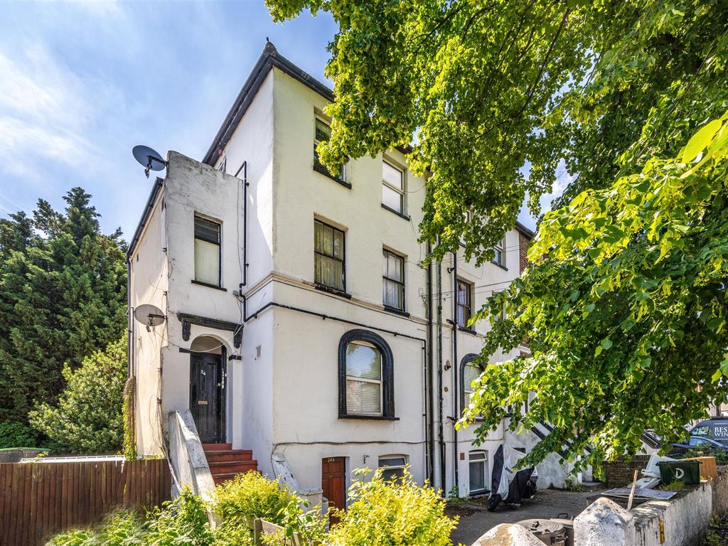 Ash Grove, Penge SE20  