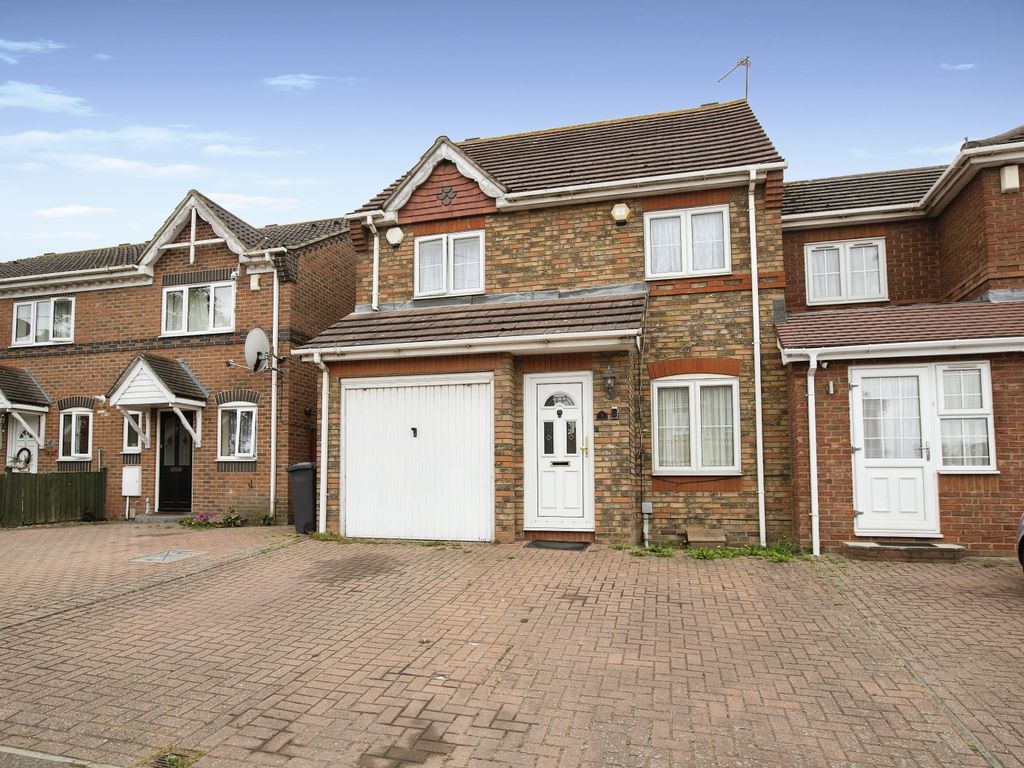 3 bed terraced house for sale in Sovereign Road, Barking IG11, £450,000