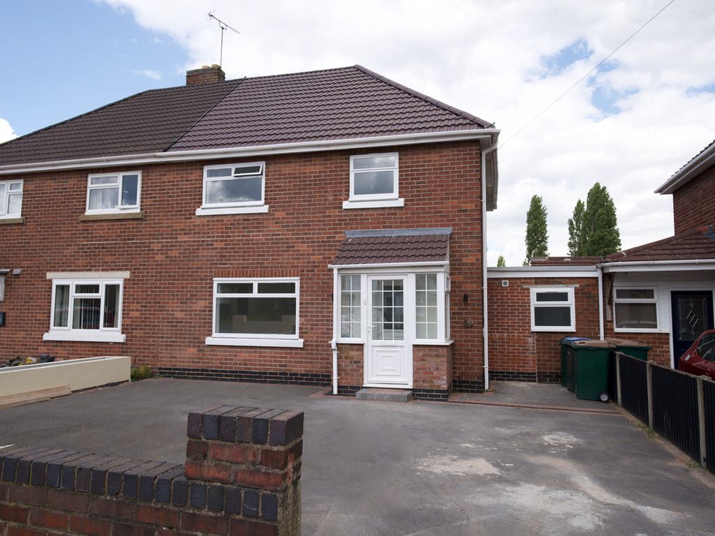4 bed semidetached house for sale in Meadow Road, Coventry CV6, £