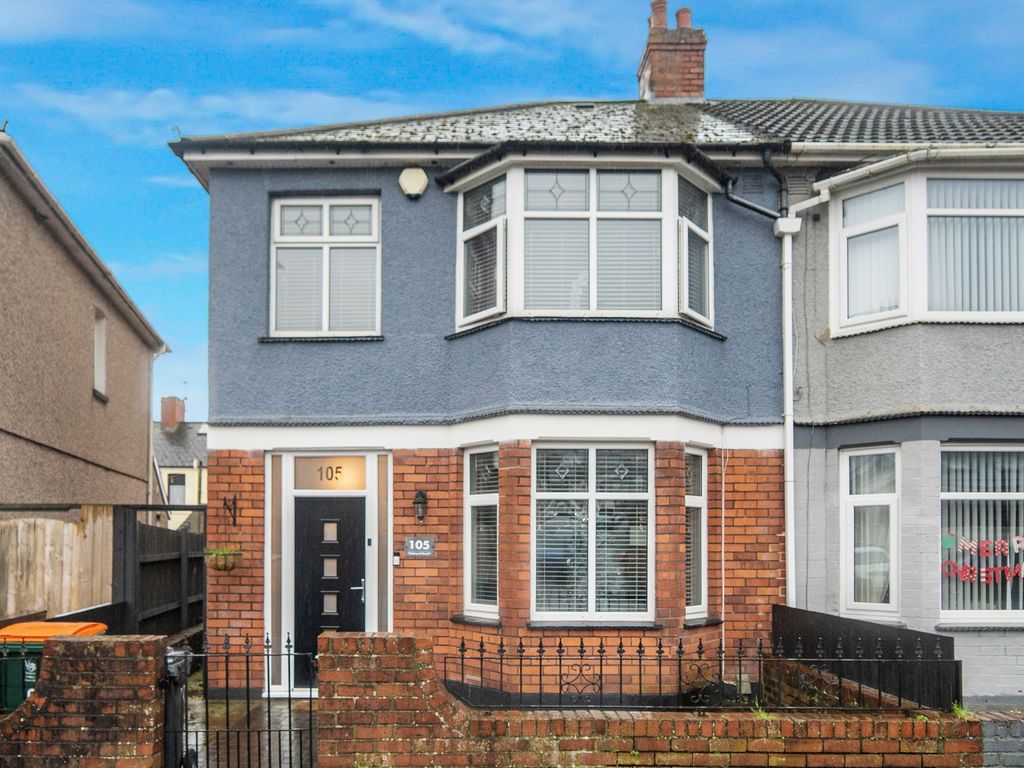 3 bed semidetached house for sale in Balmoral Road, Newport NP19, £