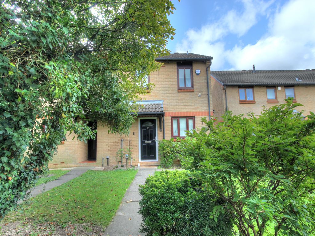 3 bed semidetached house for sale in Cobb Close, Datchet, Slough SL3