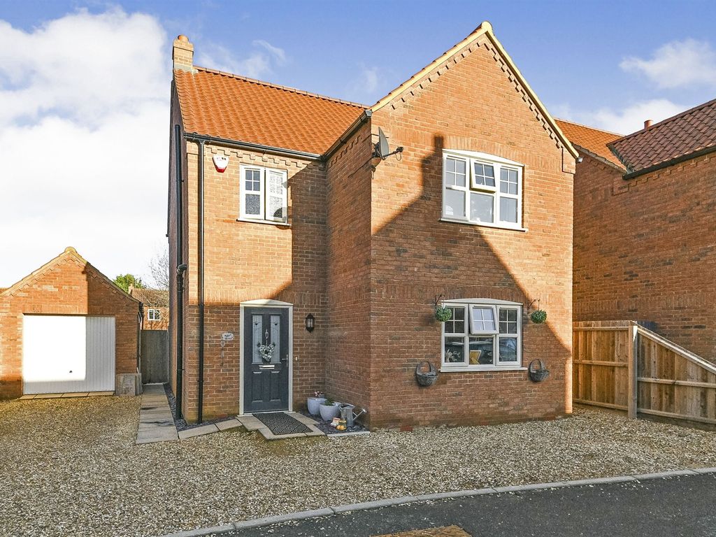 3 bed detached house for sale in Saxon Close, Terrington St. Clement