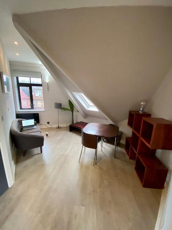 Studio to rent in Finchley Road, London NW3, £1,450 pcm Zoopla