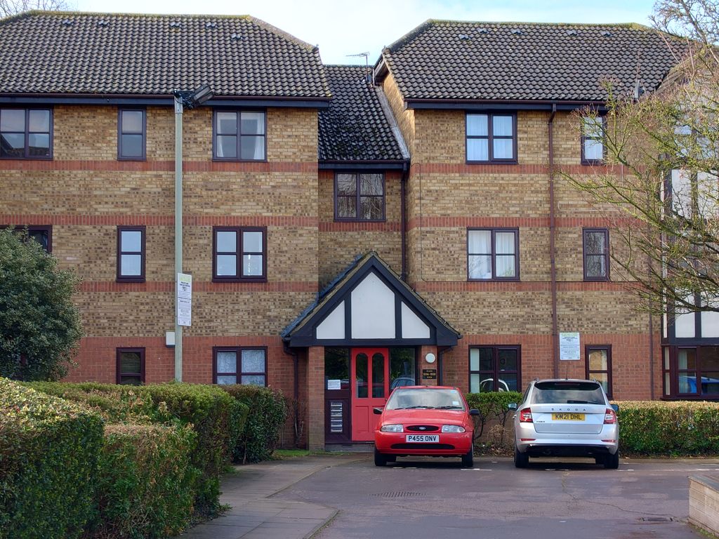 1 bed flat to rent in Redwood Grove, Bedford MK42 Zoopla