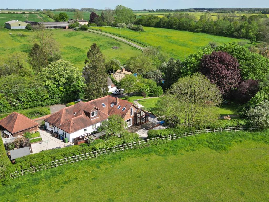 5 bed detached house for sale in Main Road, Little Gransden, Sandy SG19