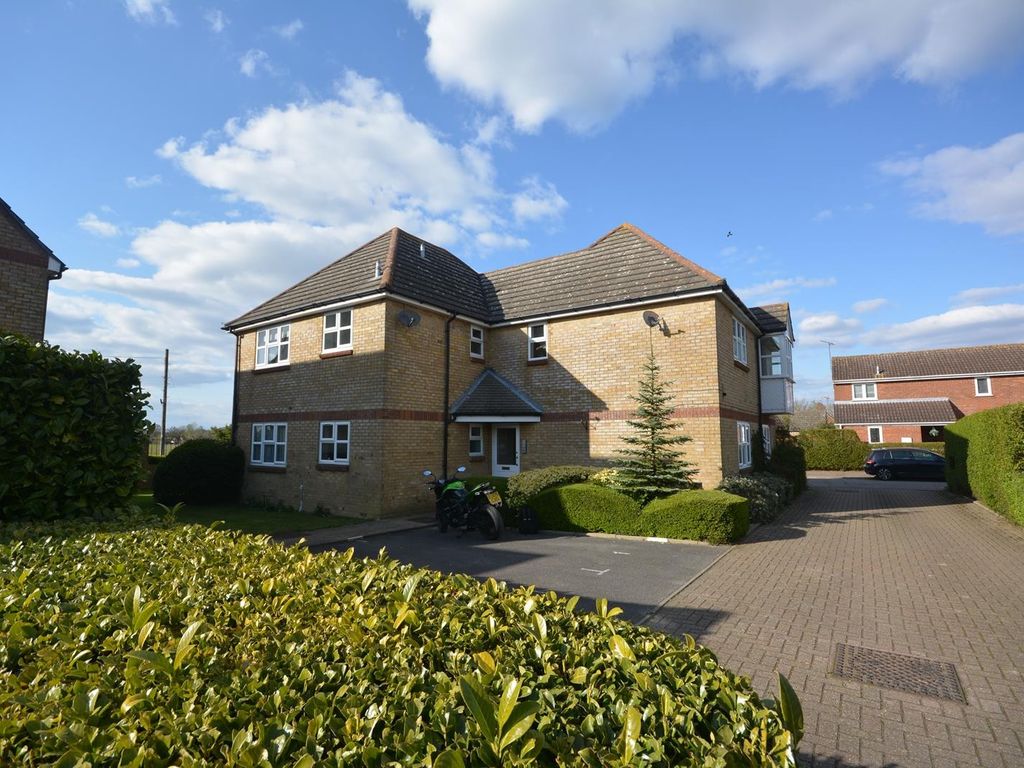 1 bed flat to rent in Mill View Court, Roxwell CM1 Zoopla