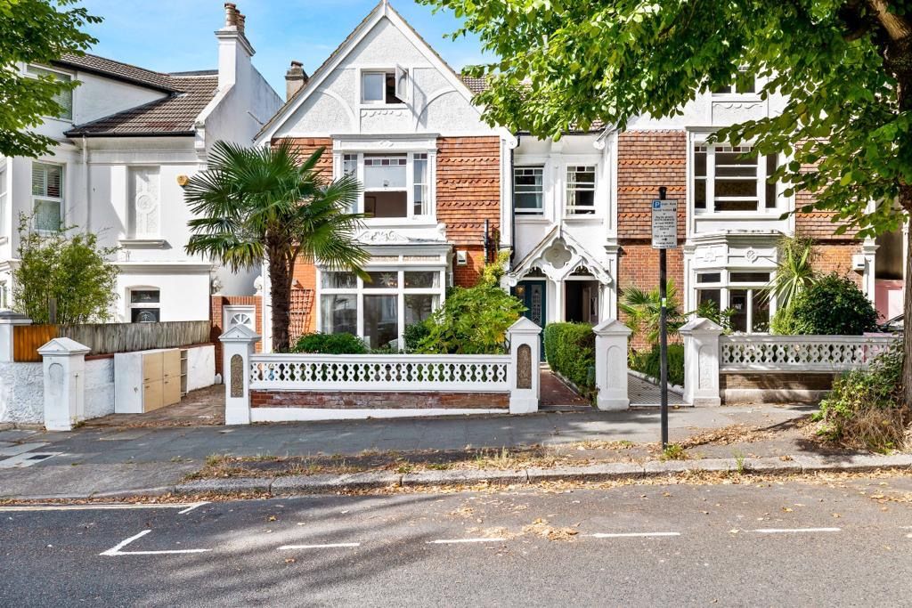 5 bed semidetached house for sale in Hove Park Villas, Hove BN3, £