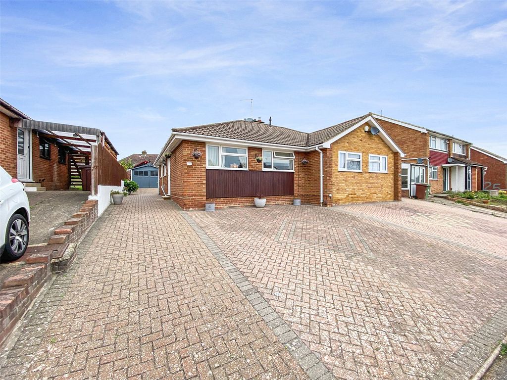 2 bed bungalow for sale in Coombe Drive, Sittingbourne, Kent ME10, £